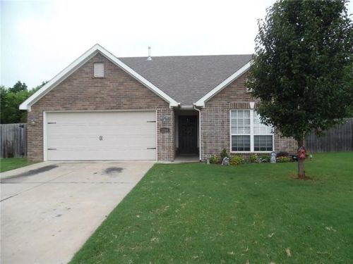 2260 Bunker Ln, Fayetteville AR  72730-9567 exterior