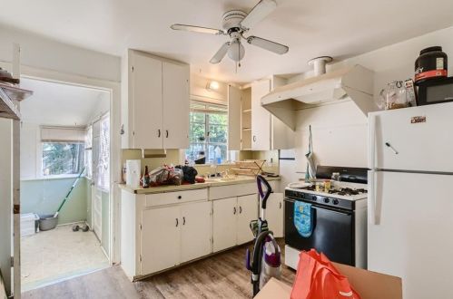1301 Alegria Rd, Austin TX  78757-3409 exterior