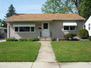 1723 Midway Dr, Rockford, IL 61103-3748