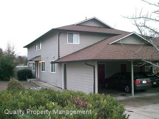 2054 Campus Dr, Medford OR  97504-5498 exterior