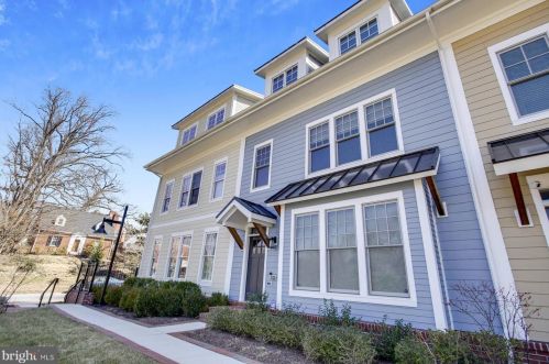 642 Ellsworth Dr, Silver Spring, MD 20910-4301