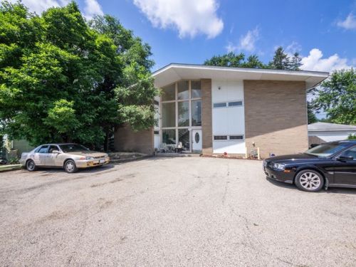 244 Plum Grv Rd, Palatine IL  60067-3440 exterior