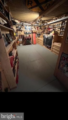 725 Amherst Rd, Camden NJ 08106-1203 exterior