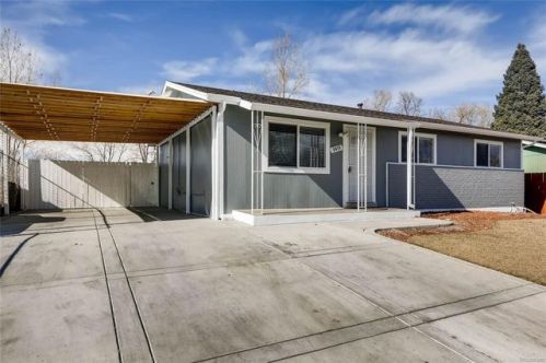 5415 Crystal St, Denver CO  80239-4132 exterior