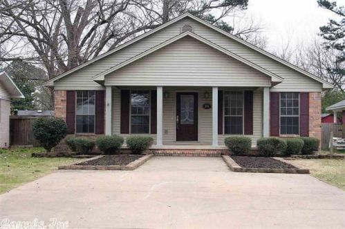 208 Holly St, Beebe, AR 72012-3508