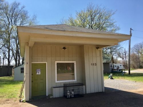 115 Railroad Ave, Sunflower, MS 38778-5501