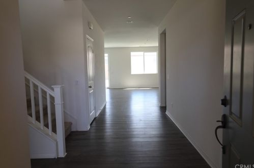 974 Peach St, Riverside, CA 92501-3957