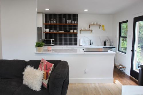 9781 Ash Creek Dr, Dallas TX  75228-3601 exterior