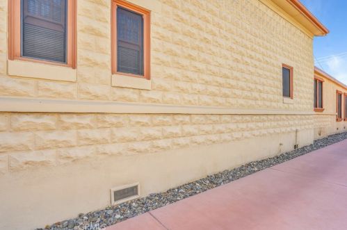 411 J St, Los Banos CA 93635-4142 exterior