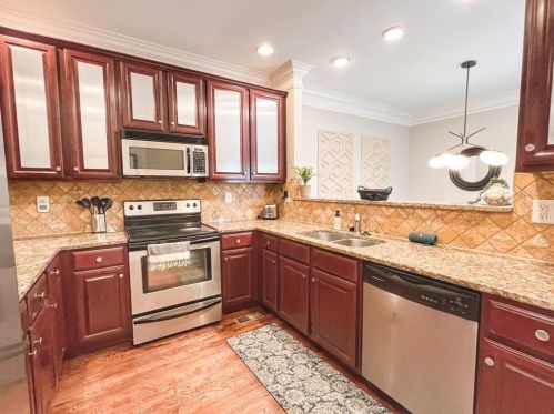 634 Irwin St, Atlanta GA  30312-1630 exterior
