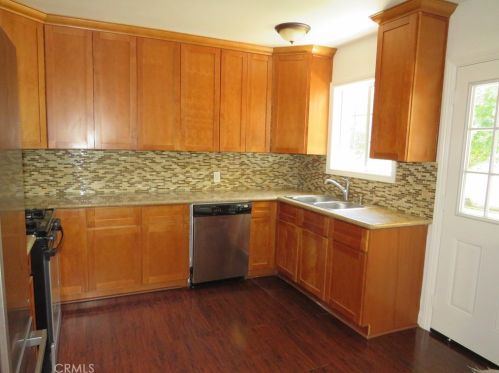 4052 Overland St, Riverside CA  92503-4039 exterior