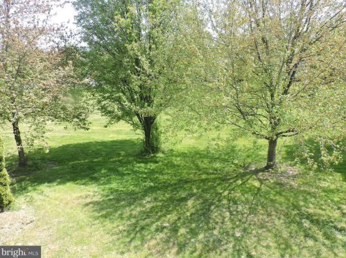 1053 Sterling Pl, Lancaster PA  17603-8839 exterior