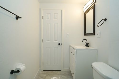 1513 Raymar St, Santa Ana CA  92703-4616 exterior