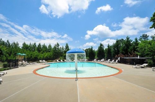 1689 Caswell Pkwy, Marietta GA  30060-9269 exterior