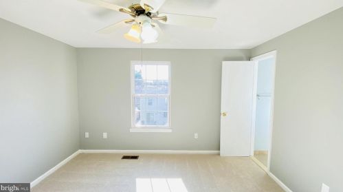 4 Dinsdale Ct, Silver Spring MD exterior