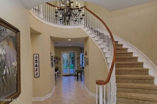 87 Wildlife Dr, Simi Valley, CA 93065-5375
