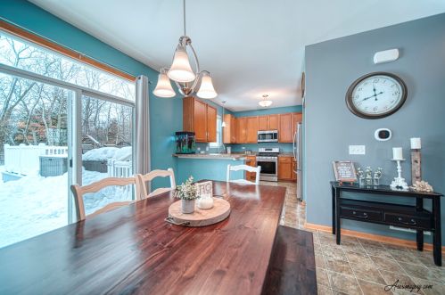 1849 Butterfield Rd, Bull Valley, IL 60098-2758