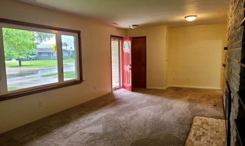 1101 Main St, Hillcrest, IL 61068-1713