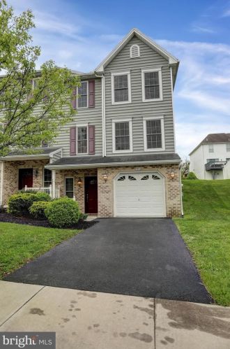 467 Sunday Dr, Harrisburg, PA 17111-2433