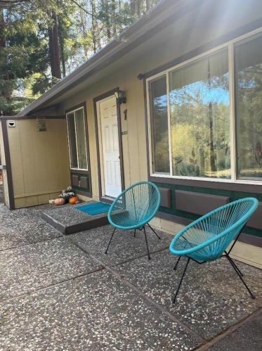 111 Lake Dr, Big Basin, CA
