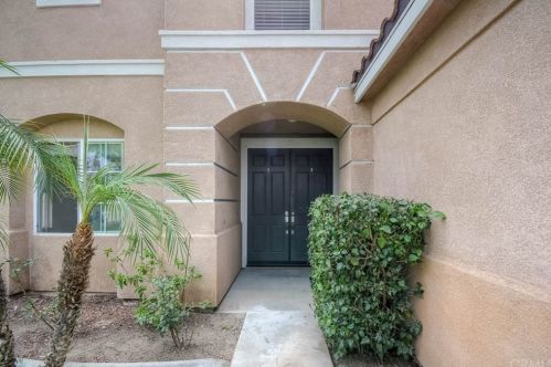 1935 Castlegate Ln, Redlands, CA 92374-1635
