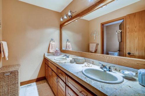 8385 Sunburst Trl, Parker CO 80134-6919 exterior