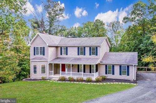 41743 Stumptown Rd, Leesburg, VA 20176-6068