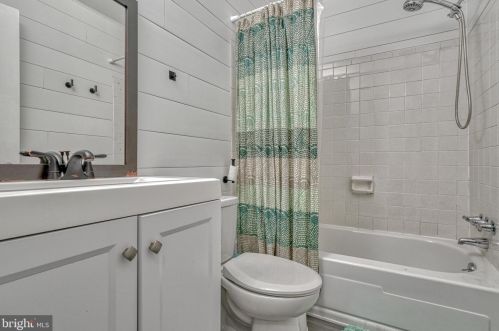9620 Basket Ring Rd, Columbia MD  21045-3418 exterior