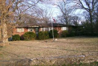 241 Lanier Dr, Madison, TN 37115-3814