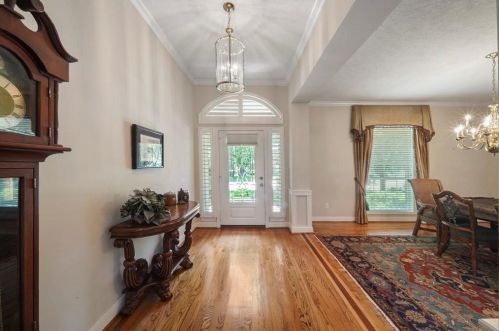 28 Wedgewood Blvd, Conroe TX  77304-1349 exterior