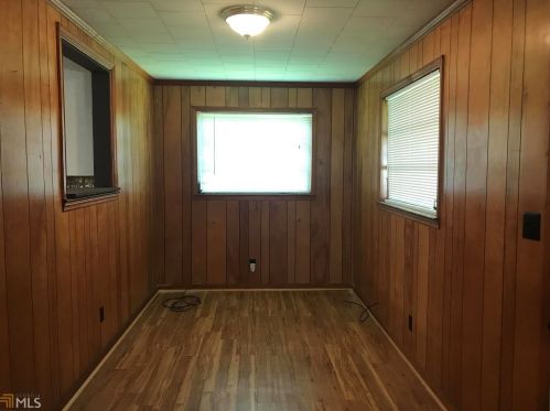 13 Thornton St, Lagrange, GA 30241-2468