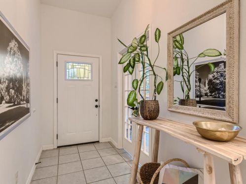 8532 Copano Dr, Austin TX  78749-3773 exterior