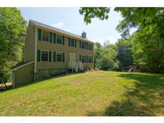 75 Mcdaniel Shore Dr, Barrington, NH 03825-3003