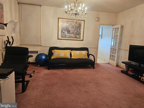 5749 Front St, Philadelphia, PA 19120-2403