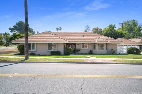 5070 Chapala Dr, Riverside, CA 92507-5918
