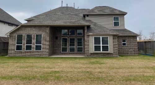 1512 Bluebonnet Ln, Angleton, TX 77515-2942