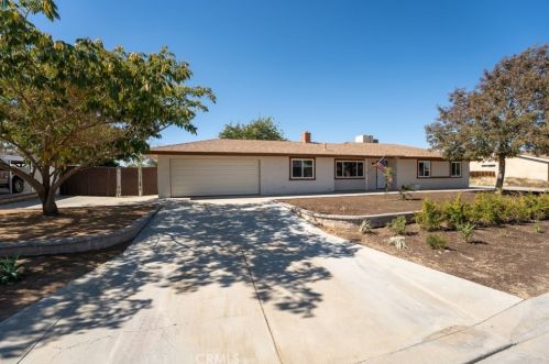 37539 97th St, Juniper Hills, CA 93543-1206