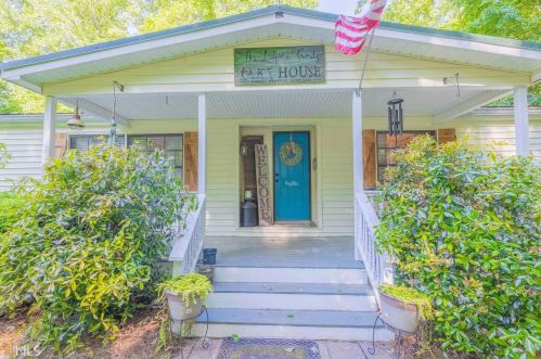 358 Old Chism Trl, Lavonia, GA 30553-2730