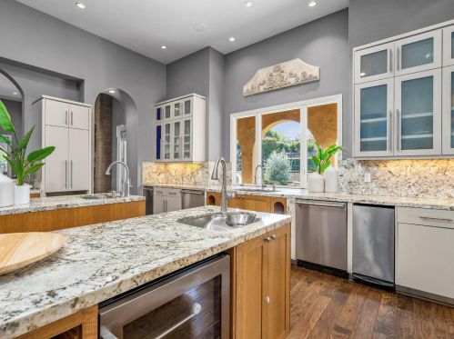 4750 Gresham Dr, Folsom CA  95762-7700 exterior