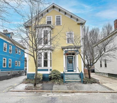 84 Vernon St, Providence, RI 02903-3050