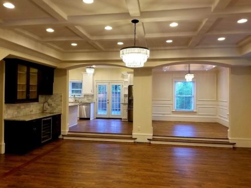 50 Lakeland Dr, Atlanta GA  30305-1106 exterior