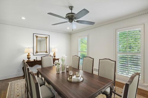 6930 Hunters Knl, Atlanta GA  30328-1763 exterior