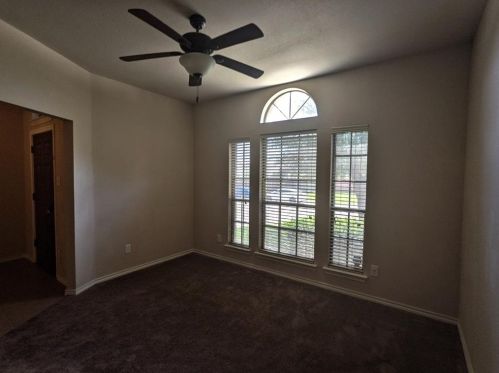 1518 Park Grove Dr, Irving TX  75060-4706 exterior