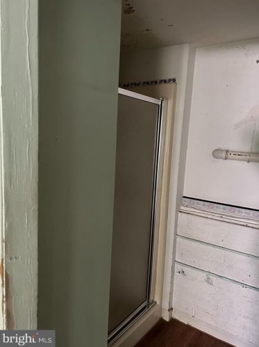 111 Winding Way, Trenton NJ 08620-2625 exterior