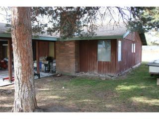 340 12th St, Hermiston, OR 97838-9607
