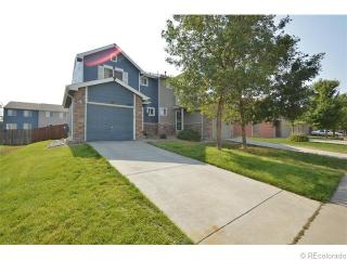 4848 Crystal St, Denver CO  80239-4132 exterior