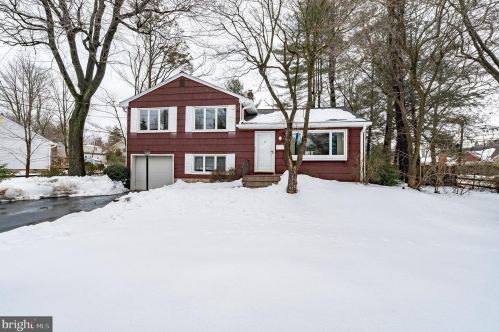 321 Walnut Ln, Princeton, NJ 08540-3428