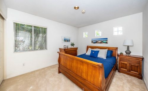 7551 Hollow Oak Rd, Anaheim CA  92808-1429 exterior