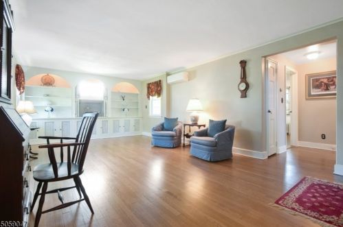 2 Yarmouth Rd, Chatham Township, NJ 07928-1841