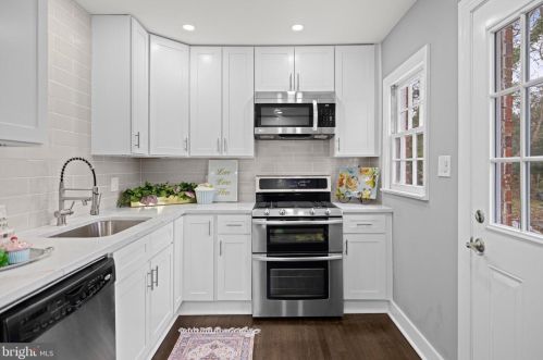 10803 Keller St, Silver Spring MD 20902-3741 exterior